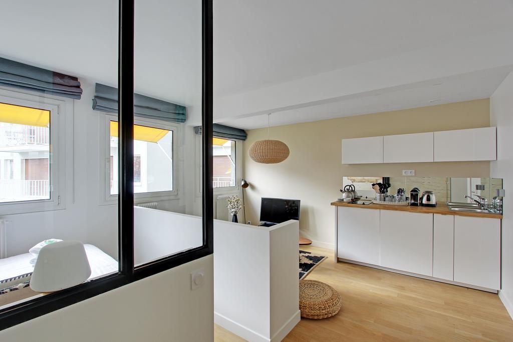 Pick A Flat'S Apartment In Eiffel Tower- Boulevard De Grenelle 파리 외부 사진